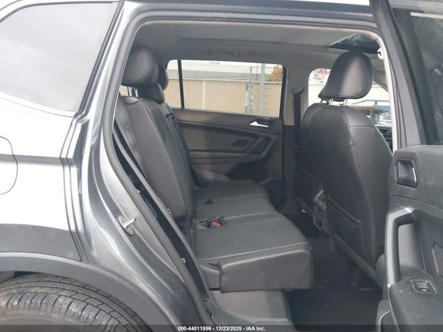 3VV3B7AX5JM107203 Volkswagen Tiguan 2.0t Se/2.0t Sel