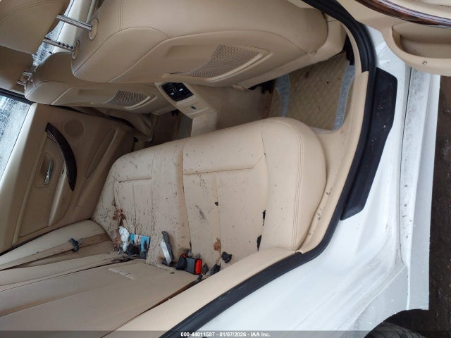 44011597 :رقم المزاد ، WBA3C3C5XDF981631 vin ، 2013 Bmw 320i Xdrive مزاد بيع