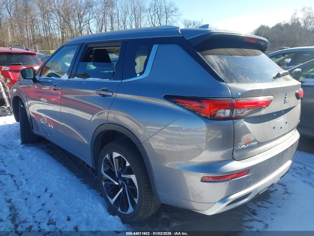 2022 MITSUBISHI OUTLANDER JA4J4VA80NZ073442 Photo 2