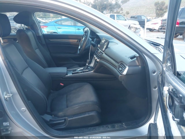 2019 Honda Accord Lx მანქანა იყიდება აუქციონზე, vin: 1HGCV1F10KA060525, აუქციონის ნომერი: 44011622