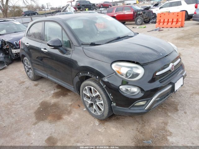 2016 FIAT 500X ZFBCFXCT0GP333384