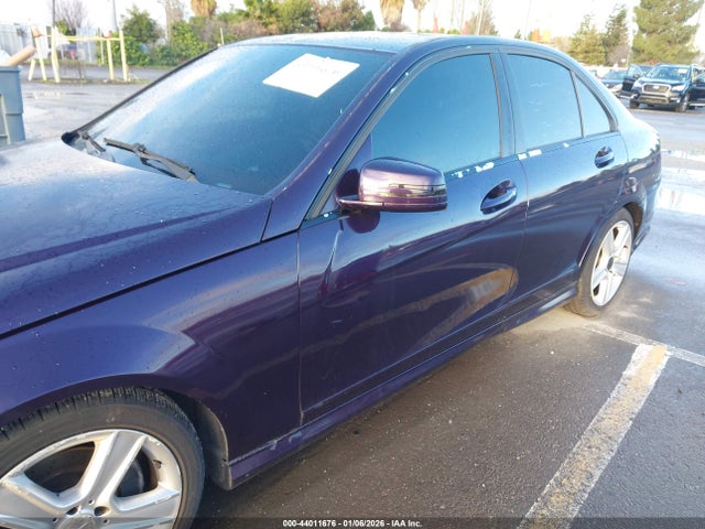 Aukcja sprzedaży 2011 Mercedes-benz C 300 Luxury/sport, vin: WDDGF5EB7BR171241, numer aukcji: 44011676