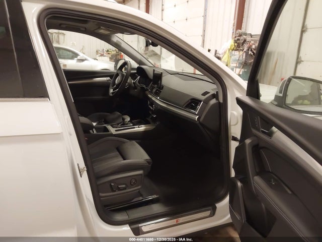 2024 AUDI Q5 WA1FAAFY0R2055330 Photo 4