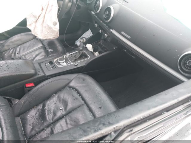 2019 AUDI A3 WAUAUGFF3K1015891 Photo 4