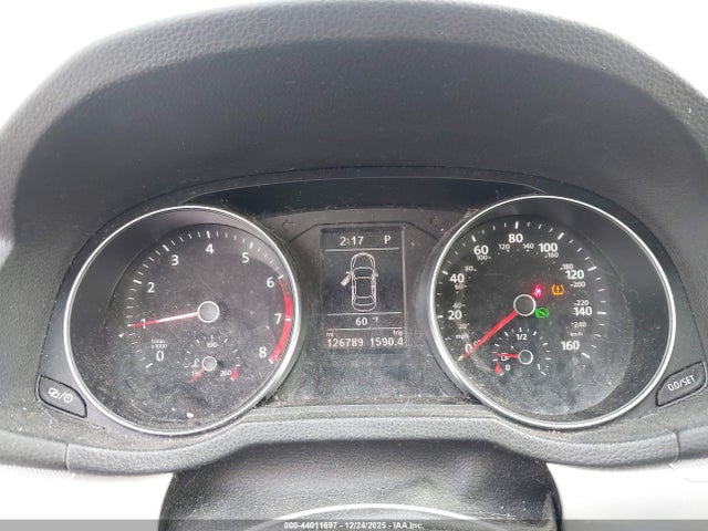 44011697 :رقم المزاد ، 1VWAS7A31GC014205 vin ، 2016 Volkswagen Passat 1.8t S مزاد بيع