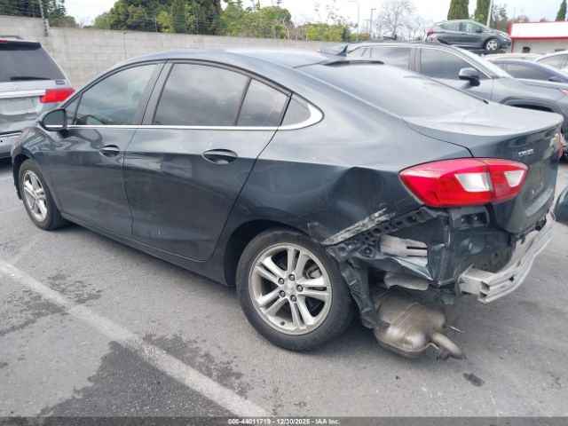 2018 CHEVROLET CRUZE 1G1BE5SM5J7157662 Photo 2