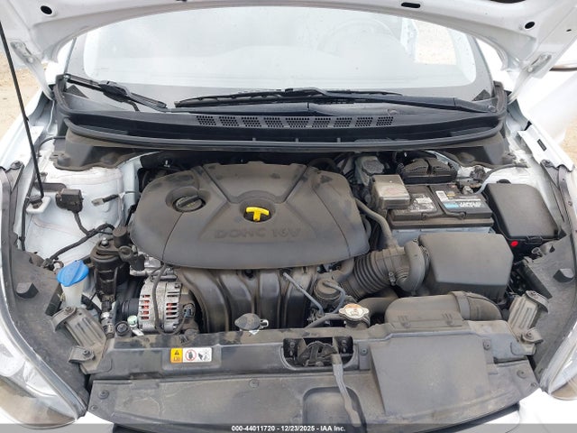 Hyundai Elantra Limited 2016 5NPDH4AE7GH668208 Image 10