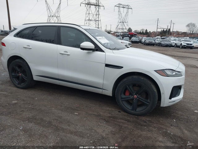 2018 JAGUAR F-PACE SADCM2FV1JA325028 Photo 0