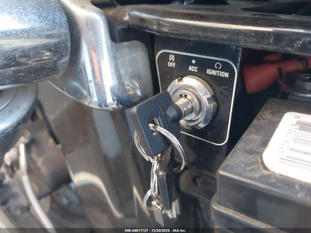 2005 HARLEY-DAVIDSON FXDLI 1HD1GNW175K335537 Photo 10