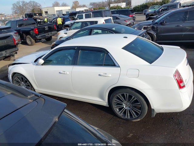 Aukcja sprzedaży 2014 Chrysler 300 300s, vin: 2C3CCABGXEH148197, numer aukcji: 44011733