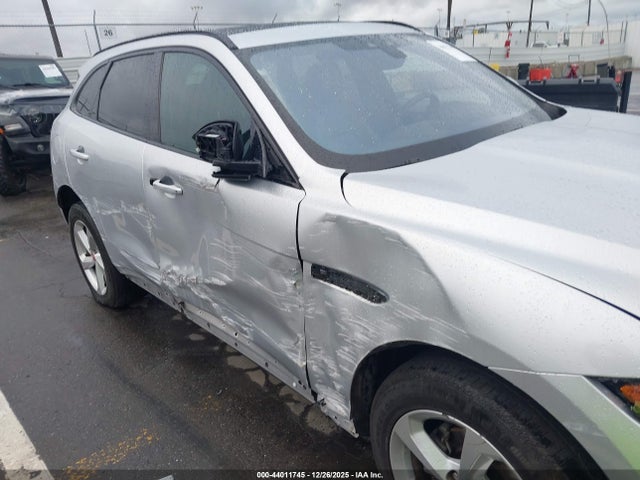 2020 JAGUAR F-PACE SADCJ2FX3LA630110 Photo 5