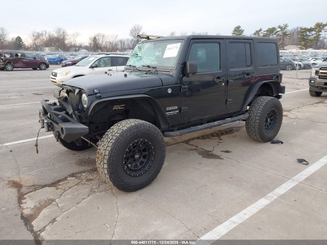 1C4BJWDG6GL132642 Jeep Wrangler Unlimited Sport