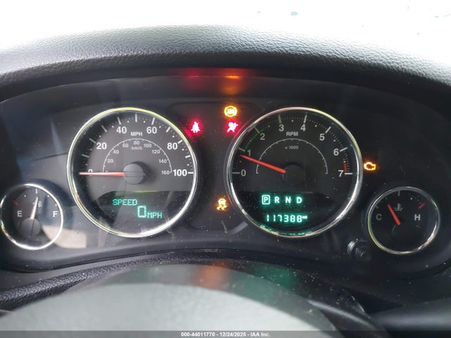 1C4BJWDG6GL132642 Jeep Wrangler Unlimited Sport