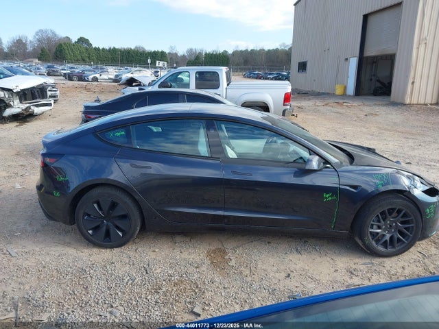 2025 Tesla Model 3 Long Range All-wheel Drive მანქანა იყიდება აუქციონზე, vin: 5YJ3E1EB0SF014046, აუქციონის ნომერი: 44011773