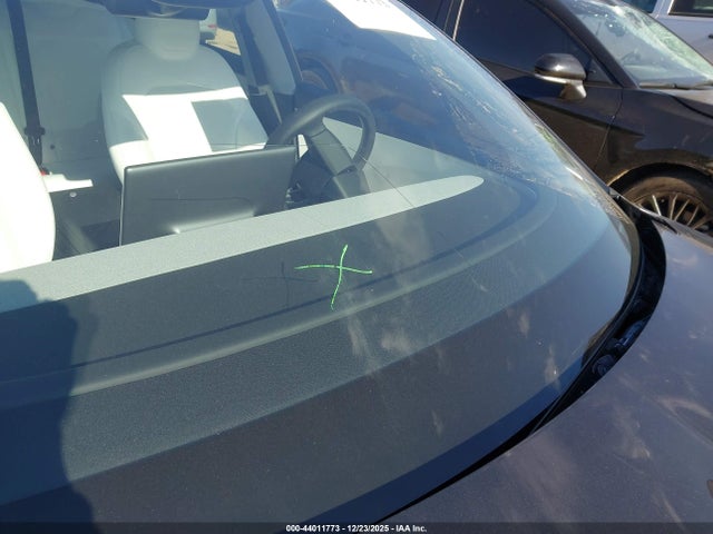 2025 Tesla Model 3 Long Range All-wheel Drive მანქანა იყიდება აუქციონზე, vin: 5YJ3E1EB0SF014046, აუქციონის ნომერი: 44011773