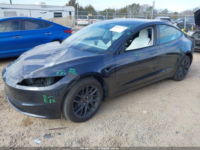 2025 Tesla Model 3 Long Range All-wheel Drive მანქანა იყიდება აუქციონზე, vin: 5YJ3E1EB0SF014046, აუქციონის ნომერი: 44011773