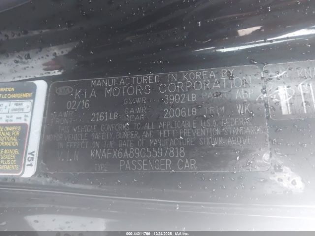 2016 KIA FORTE KOUP KNAFX6A89G5597818 Photo 8