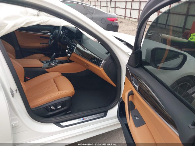 2022 BMW 530 WBA53BH00NCJ42395 Photo 4