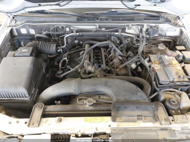 2003 MITSUBISHI MONTERO JA4NW51S43J028510 Photo 9