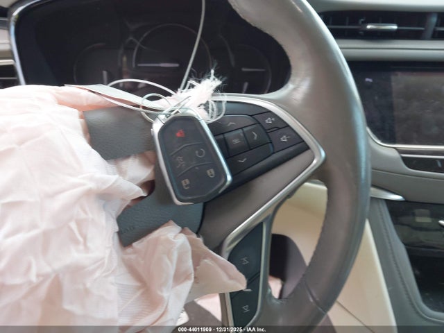 2017 CADILLAC XT5 1GYKNBRS5HZ108464 Photo 10