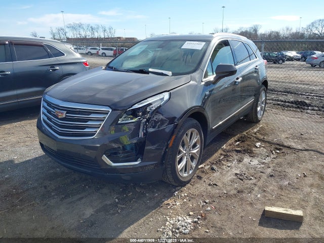 2017 CADILLAC XT5 1GYKNBRS5HZ108464 Photo 1