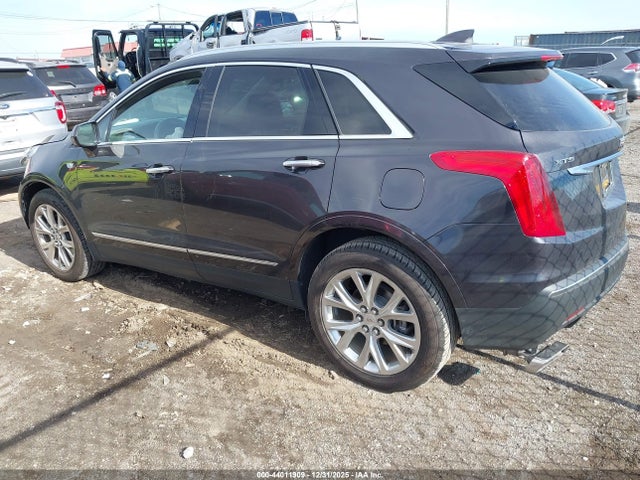 2017 CADILLAC XT5 1GYKNBRS5HZ108464 Photo 2