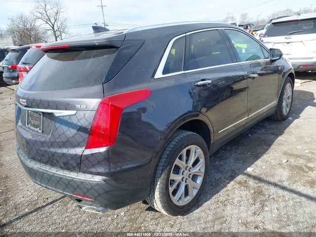 2017 CADILLAC XT5 1GYKNBRS5HZ108464 Photo 3