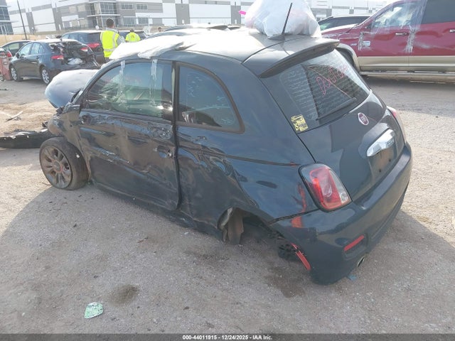 2017 FIAT 500 3C3CFFKR6HT699910 Photo 2