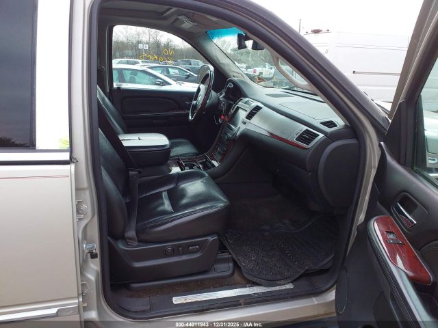 2007 CADILLAC ESCALADE ESV 1GYFK66837R235030 Photo 4