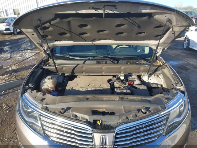 44011958 :رقم المزاد ، 2LMPJ6LR6JBL37328 vin ، 2018 Lincoln Mkx Reserve مزاد بيع