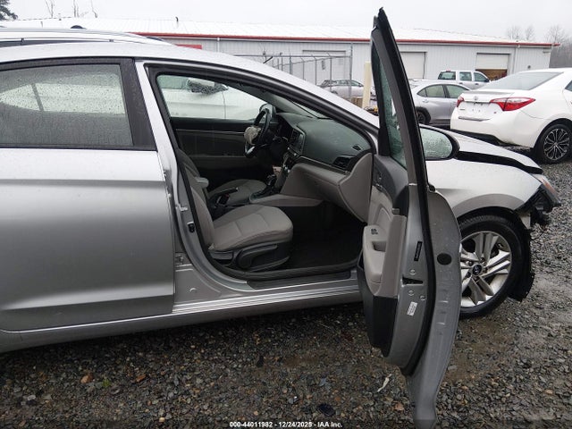 5NPD84LFXLH629998 Hyundai Elantra Value Edition