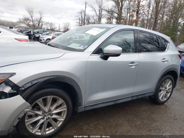 Продаж на аукціоні авто 2019 Mazda Cx-5 Grand Touring, vin: JM3KFBDMXK1548463, номер лоту: 44011984