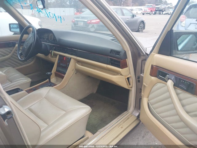 1990 MERCEDES-BENZ 300 WDBCA25E8LA538727 Photo 4