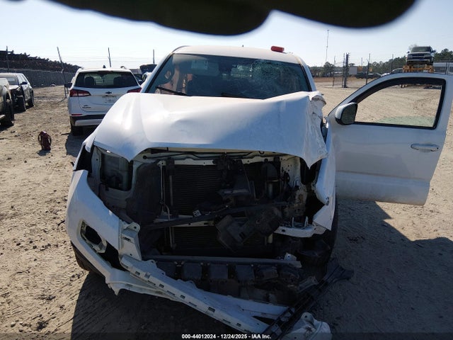 5TFAX5GNXLX185085 Toyota Tacoma Sr