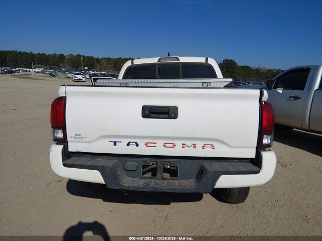5TFAX5GNXLX185085 Toyota Tacoma Sr