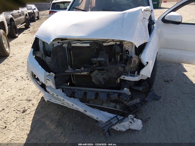5TFAX5GNXLX185085 Toyota Tacoma Sr
