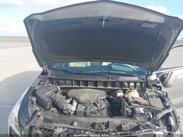 1GYKNARS3KZ172634 Cadillac Xt5 Standard