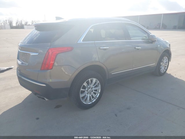 1GYKNARS3KZ172634 Cadillac Xt5 Standard