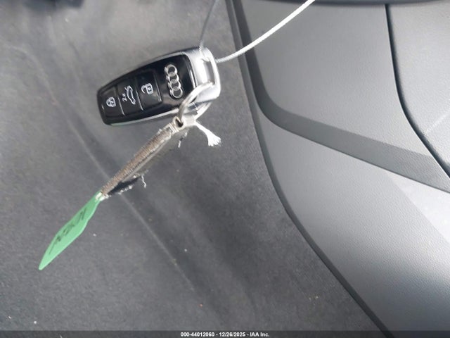 2023 AUDI Q7 WA1ACBF76PD017216 Photo 10