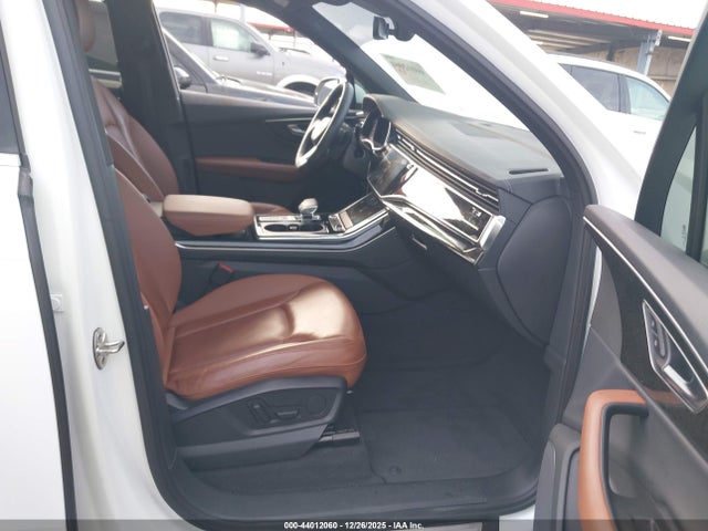 2023 AUDI Q7 WA1ACBF76PD017216 Photo 4
