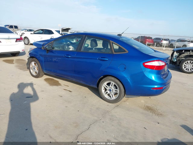 Ford FIESTA SE 2018 3FADP4BJ8JM144135 Image 3