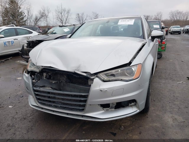 2015 AUDI A3 WAUBFGFF3F1000828 Photo 1