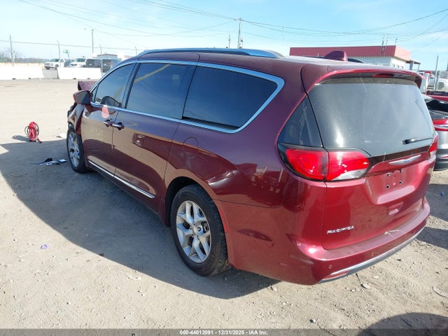 2018 CHRYSLER PACIFICA 2C4RC1EG9JR330236 Photo 2