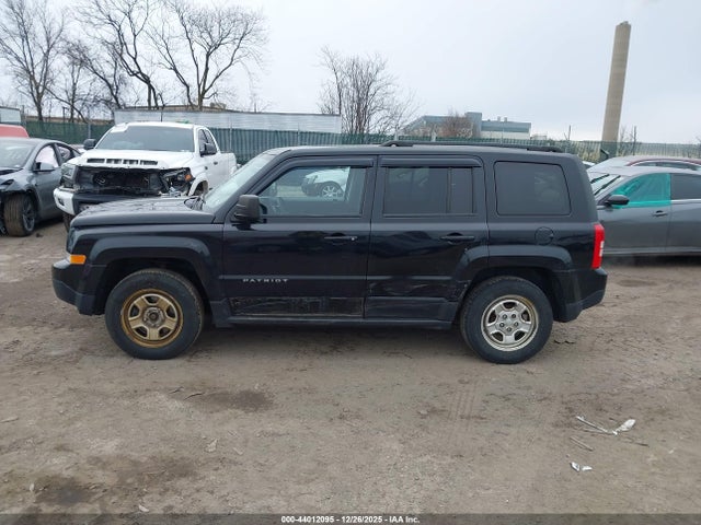 1C4NJPBA3HD140548 Jeep Patriot Sport Fwd