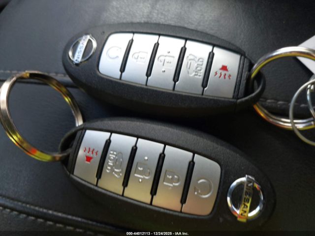 2019 NISSAN ROGUE 5N1AT2MV2KC725853 Photo 10