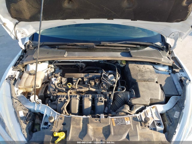 1FADP3K24GL360092 Ford FOCUS SE