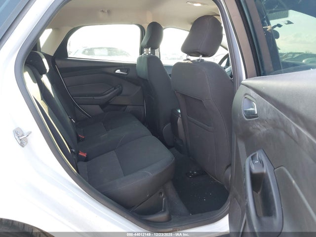 1FADP3K24GL360092 Ford FOCUS SE