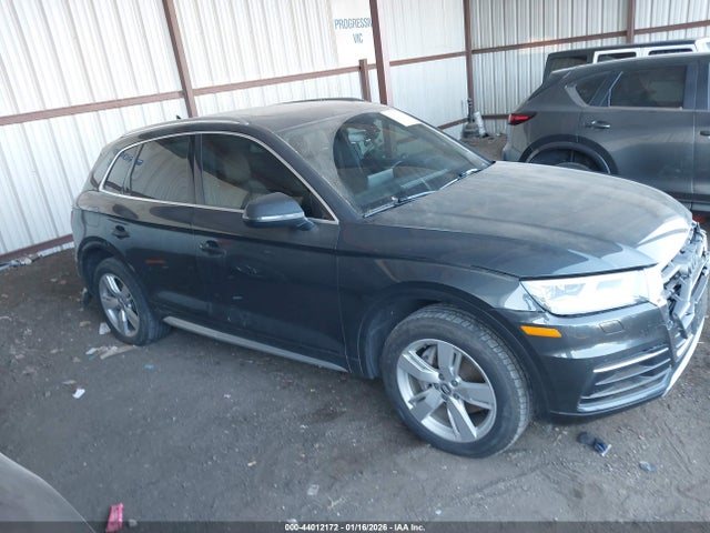 Продаж на аукціоні авто 2018 Audi Q5 2.0t Premium/2.0t Tech Premium, vin: WA1BNAFY4J2105735, номер лоту: 44012172
