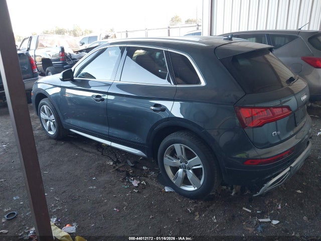 Продаж на аукціоні авто 2018 Audi Q5 2.0t Premium/2.0t Tech Premium, vin: WA1BNAFY4J2105735, номер лоту: 44012172