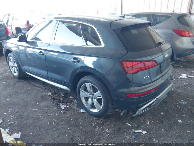 Продаж на аукціоні авто 2018 Audi Q5 2.0t Premium/2.0t Tech Premium, vin: WA1BNAFY4J2105735, номер лоту: 44012172
